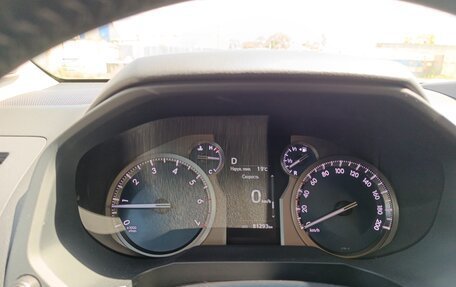 Toyota Land Cruiser Prado 150 рестайлинг 2, 2022 год, 5 250 000 рублей, 8 фотография