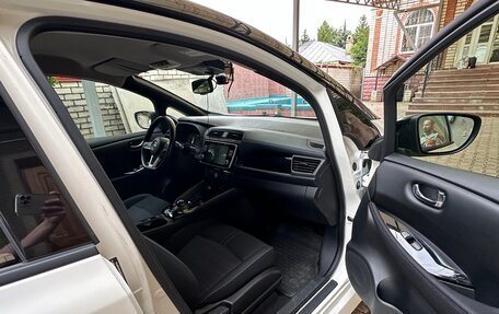 Nissan Leaf II, 2021 год, 3 200 000 рублей, 13 фотография