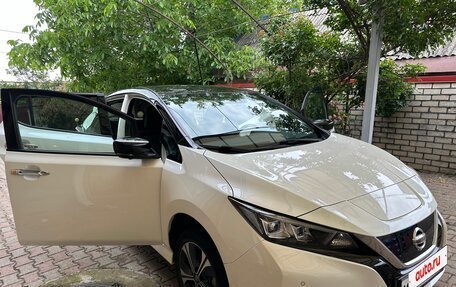 Nissan Leaf II, 2021 год, 3 200 000 рублей, 12 фотография