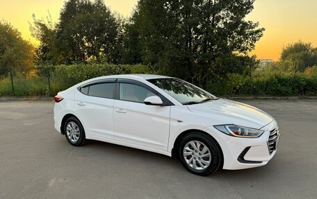Hyundai Elantra VI рестайлинг, 2016 год, 1 680 000 рублей, 4 фотография