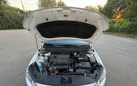 Hyundai Elantra VI рестайлинг, 2016 год, 1 680 000 рублей, 9 фотография