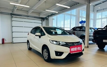 Honda Fit III, 2013 год, 1 279 000 рублей, 8 фотография
