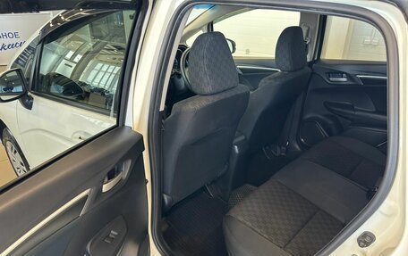 Honda Fit III, 2013 год, 1 279 000 рублей, 17 фотография