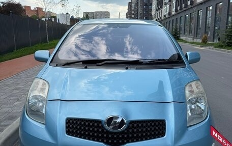 Toyota Vitz, 2005 год, 695 000 рублей, 3 фотография