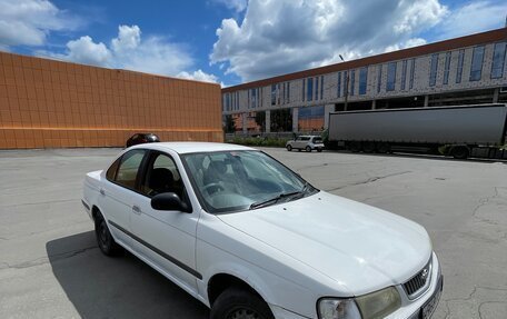 Nissan Sunny B15, 1998 год, 245 000 рублей, 2 фотография