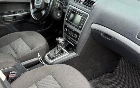 Skoda Octavia, 2011 год, 999 000 рублей, 8 фотография
