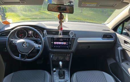 Volkswagen Tiguan II, 2019 год, 2 800 000 рублей, 14 фотография