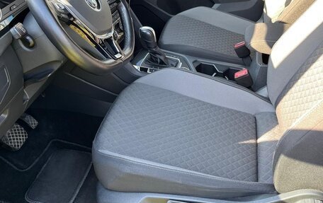 Volkswagen Tiguan II, 2019 год, 2 800 000 рублей, 10 фотография