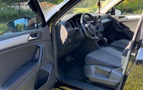 Volkswagen Tiguan II, 2019 год, 2 800 000 рублей, 9 фотография