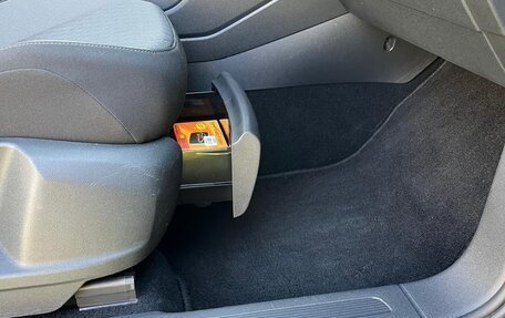 Volkswagen Tiguan II, 2019 год, 2 800 000 рублей, 16 фотография