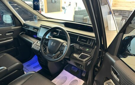 Honda Stepwgn IV, 2016 год, 2 299 000 рублей, 9 фотография