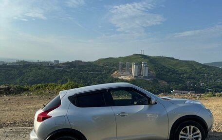 Nissan Juke II, 2013 год, 999 999 рублей, 18 фотография