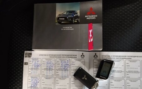 Mitsubishi Outlander III рестайлинг 3, 2018 год, 1 999 000 рублей, 25 фотография