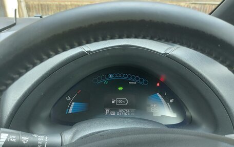 Nissan Leaf I, 2013 год, 550 000 рублей, 2 фотография