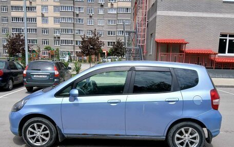 Honda Fit III, 2001 год, 310 000 рублей, 6 фотография