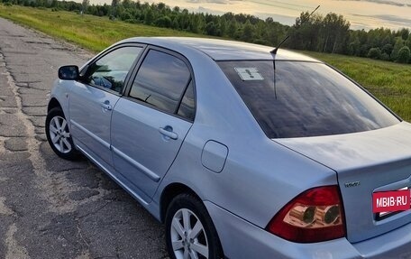 Toyota Corolla, 2005 год, 620 000 рублей, 4 фотография