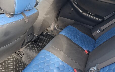 Toyota Corolla, 2005 год, 620 000 рублей, 13 фотография