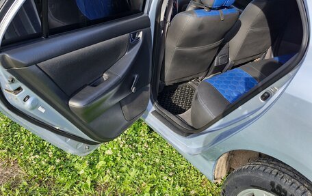 Toyota Corolla, 2005 год, 620 000 рублей, 10 фотография