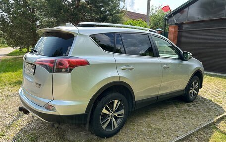 Toyota RAV4, 2016 год, 2 650 000 рублей, 6 фотография