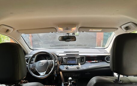 Toyota RAV4, 2016 год, 2 650 000 рублей, 12 фотография
