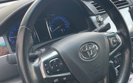 Toyota Camry, 2017 год, 2 550 000 рублей, 2 фотография