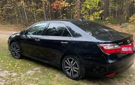 Toyota Camry, 2017 год, 2 550 000 рублей, 5 фотография