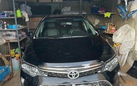 Toyota Camry, 2017 год, 2 550 000 рублей, 9 фотография