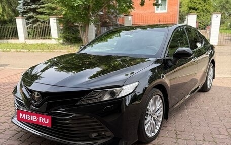 Toyota Camry, 2021 год, 3 300 000 рублей, 4 фотография