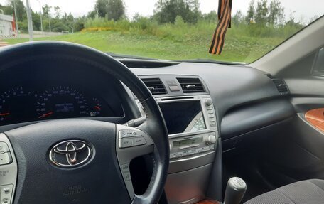 Toyota Camry, 2010 год, 790 000 рублей, 3 фотография