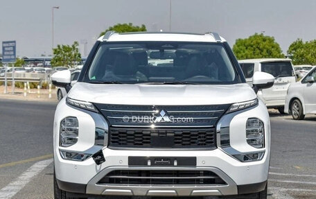 Mitsubishi Outlander, 2024 год, 3 794 548 рублей, 2 фотография