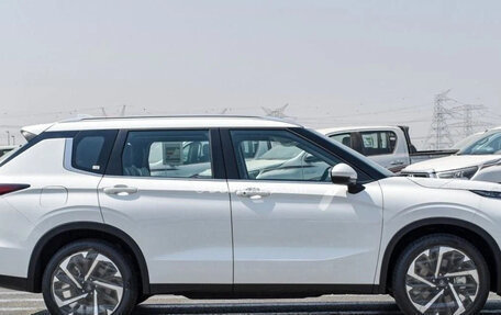 Mitsubishi Outlander, 2024 год, 3 794 548 рублей, 7 фотография
