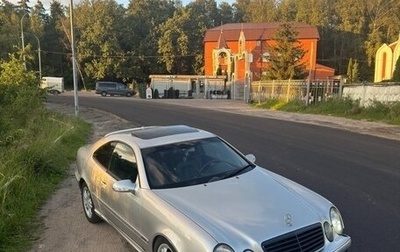 Mercedes-Benz CLK-Класс, 2001 год, 550 000 рублей, 1 фотография