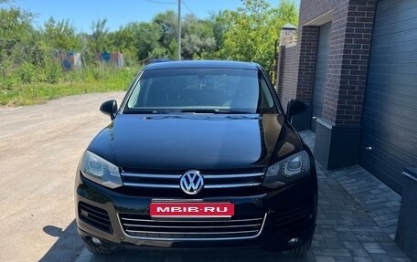 Volkswagen Touareg III, 2012 год, 2 000 000 рублей, 1 фотография