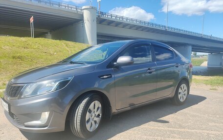 KIA Rio III рестайлинг, 2014 год, 960 000 рублей, 3 фотография