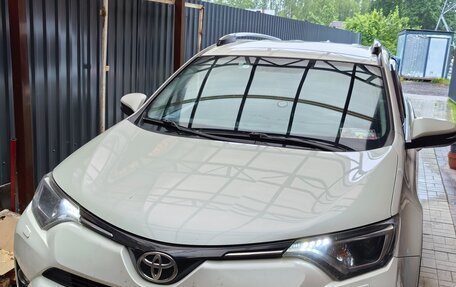 Toyota RAV4, 2017 год, 2 650 000 рублей, 13 фотография