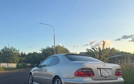 Mercedes-Benz CLK-Класс, 2001 год, 550 000 рублей, 4 фотография