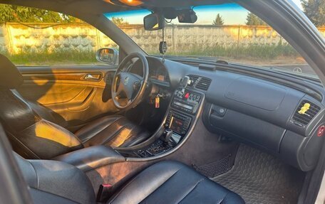 Mercedes-Benz CLK-Класс, 2001 год, 550 000 рублей, 9 фотография
