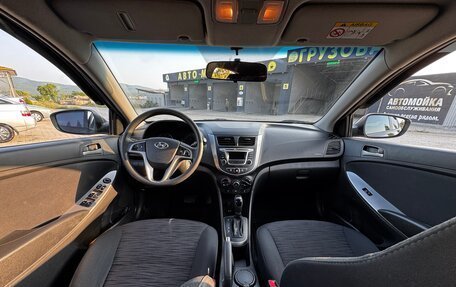Hyundai Solaris II рестайлинг, 2015 год, 1 040 000 рублей, 3 фотография