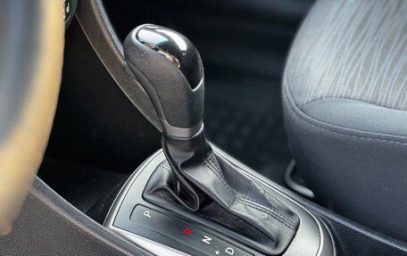 Hyundai Solaris II рестайлинг, 2015 год, 1 040 000 рублей, 7 фотография