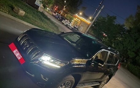 Toyota Land Cruiser Prado 150 рестайлинг 2, 2018 год, 5 550 000 рублей, 22 фотография