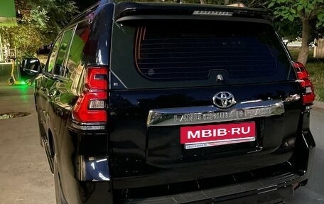 Toyota Land Cruiser Prado 150 рестайлинг 2, 2018 год, 5 550 000 рублей, 15 фотография