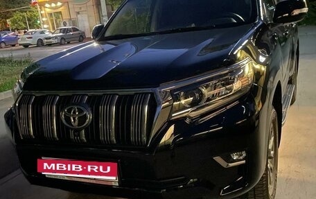 Toyota Land Cruiser Prado 150 рестайлинг 2, 2018 год, 5 550 000 рублей, 17 фотография