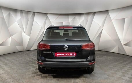 Volkswagen Touareg III, 2015 год, 2 398 000 рублей, 8 фотография