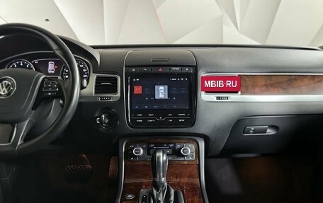 Volkswagen Touareg III, 2015 год, 2 398 000 рублей, 11 фотография