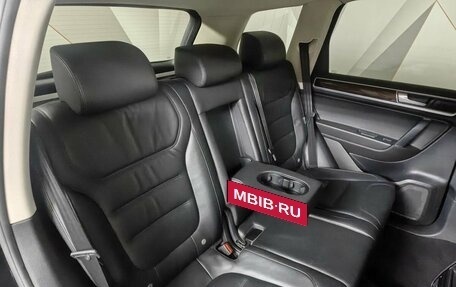 Volkswagen Touareg III, 2015 год, 2 398 000 рублей, 13 фотография