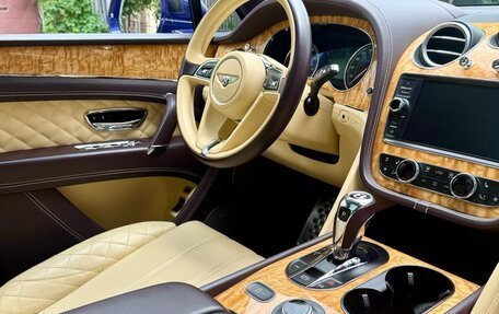 Bentley Bentayga I, 2018 год, 12 750 000 рублей, 16 фотография