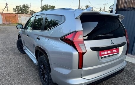 Mitsubishi Pajero Sport III рестайлинг, 2022 год, 4 600 000 рублей, 5 фотография