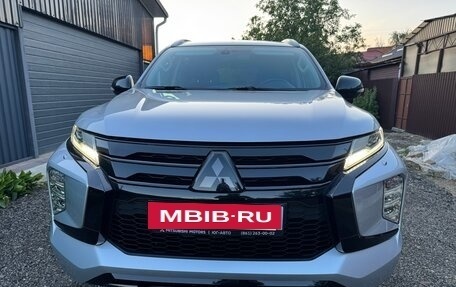Mitsubishi Pajero Sport III рестайлинг, 2022 год, 4 600 000 рублей, 6 фотография