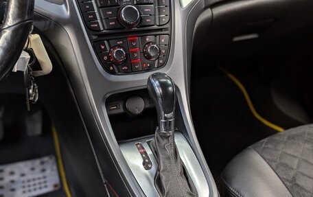 Opel Astra J, 2013 год, 685 000 рублей, 14 фотография