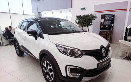 Renault Kaptur I рестайлинг, 2016 год, 1 073 000 рублей, 3 фотография